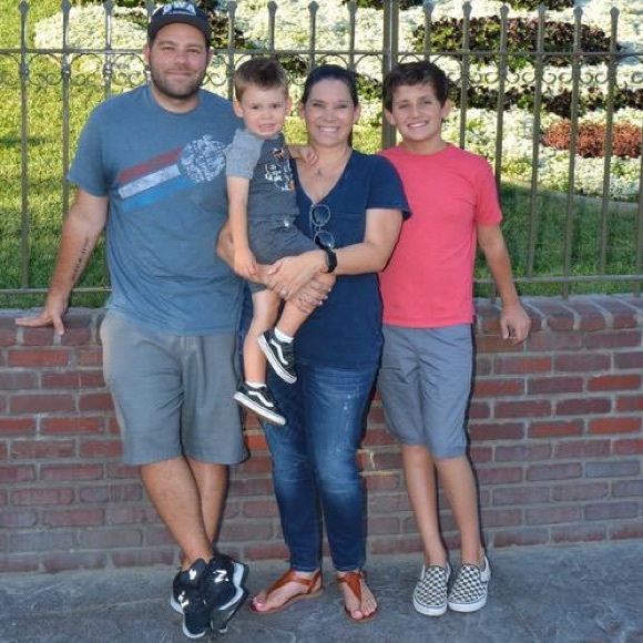 Meet your Posher, Julie - Picture 2 of 2